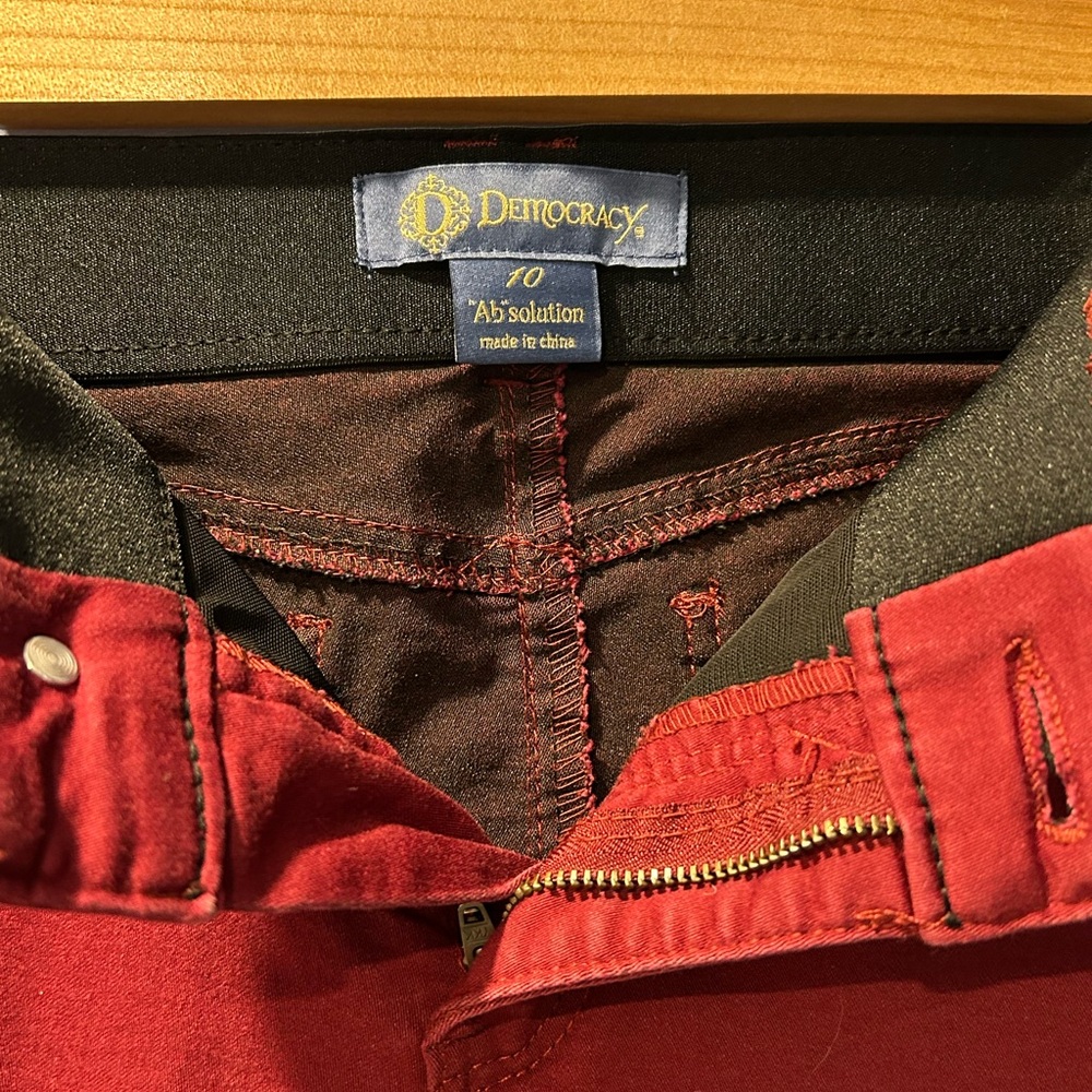 🌻DEMOCRACY Red Slim Jean Pants - Picture 2 of 4